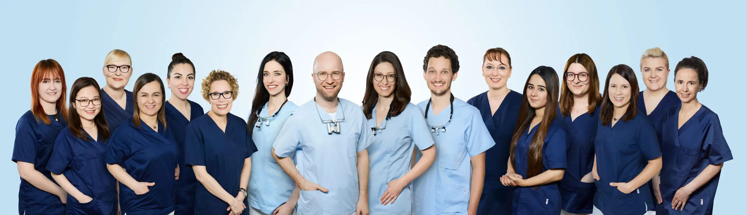 Das Team der Zahnarztpraxis Dr. Kracht